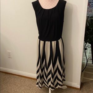 Roz & Ali dress black/white size 18
